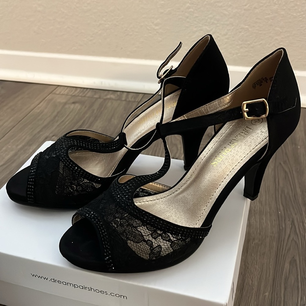 Dream Pairs Heels